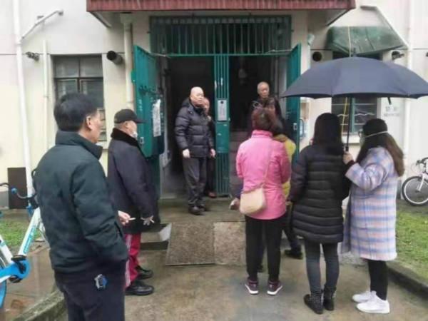 每天打电话免费升套餐的到底是谁