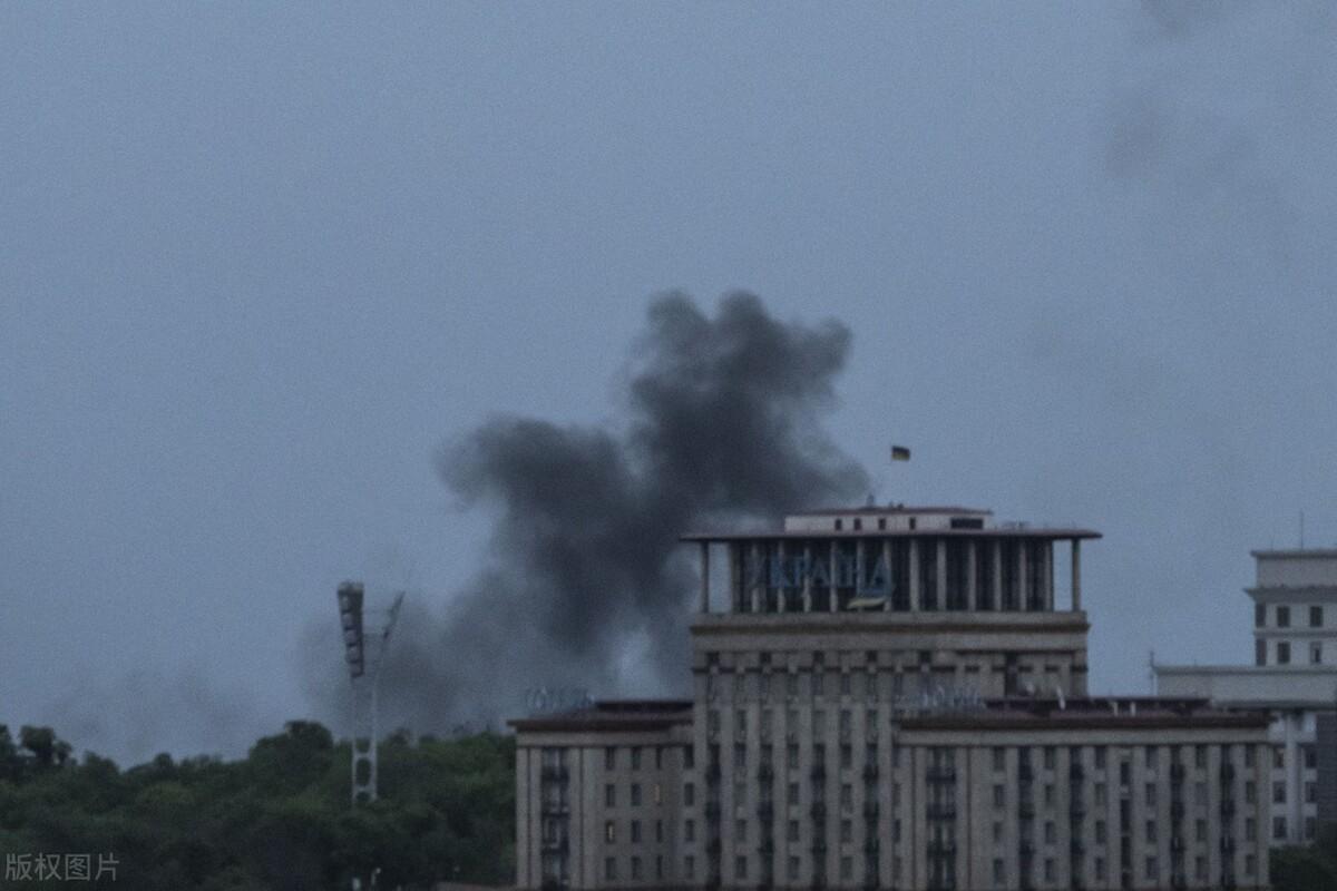 俄乌继续相互发动空袭，冲突现状及其影响深度解析